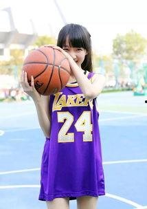 吃瓜爆料篮球女孩视频,揭秘网络爆红背后的故事  第1张